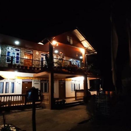 Tibet Homestay Rishop Ngoại thất bức ảnh