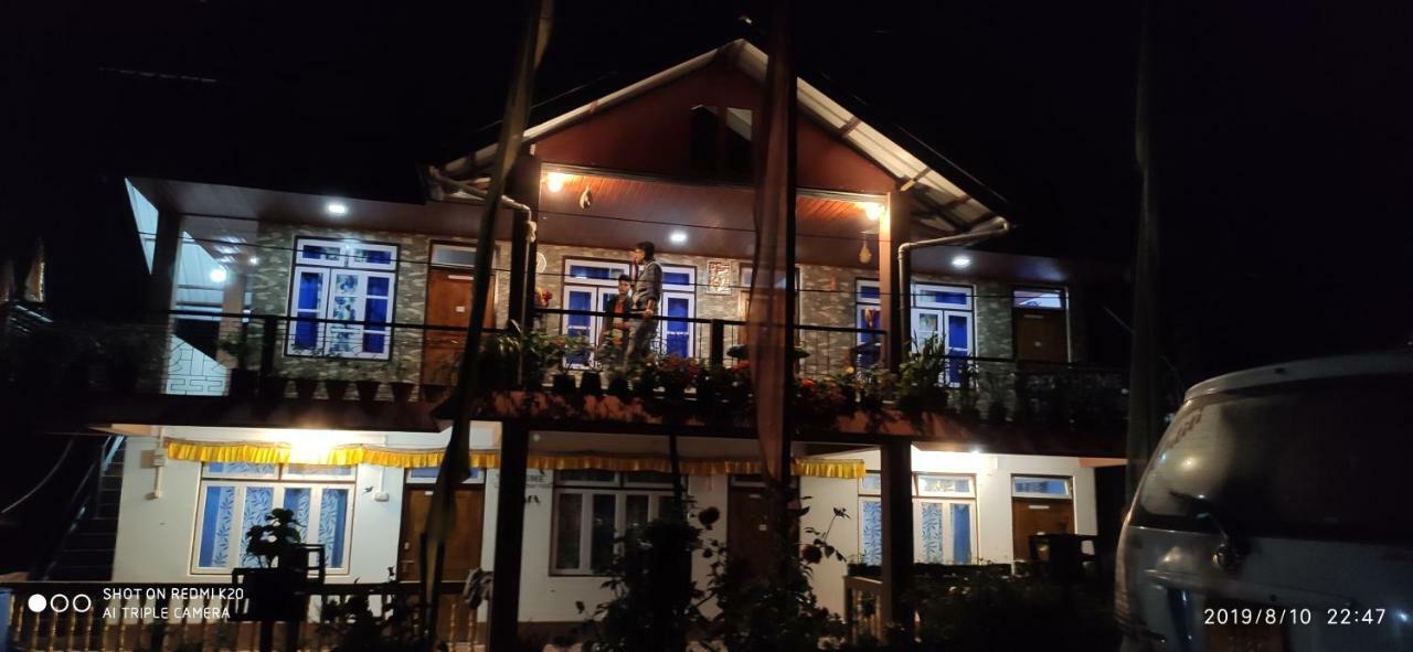 Tibet Homestay Rishop Ngoại thất bức ảnh