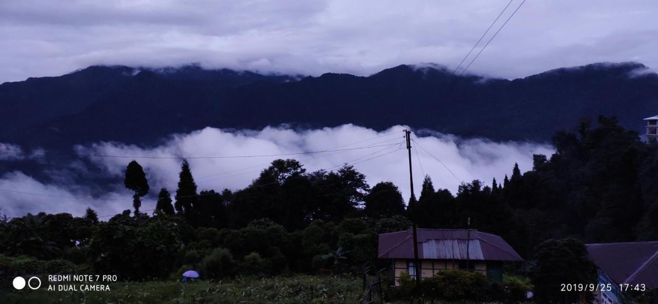 Tibet Homestay Rishop Ngoại thất bức ảnh